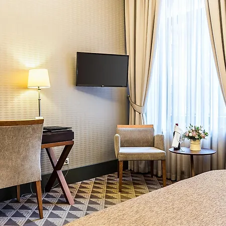 Victoria 4* 考纳斯