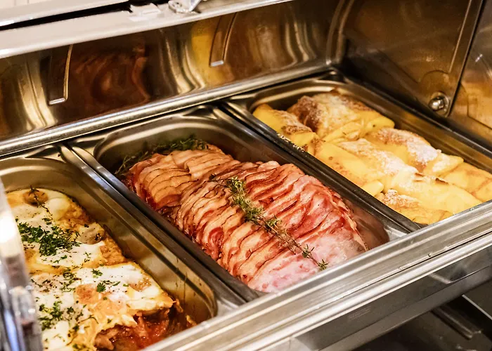 Victoria 4* كاوناس